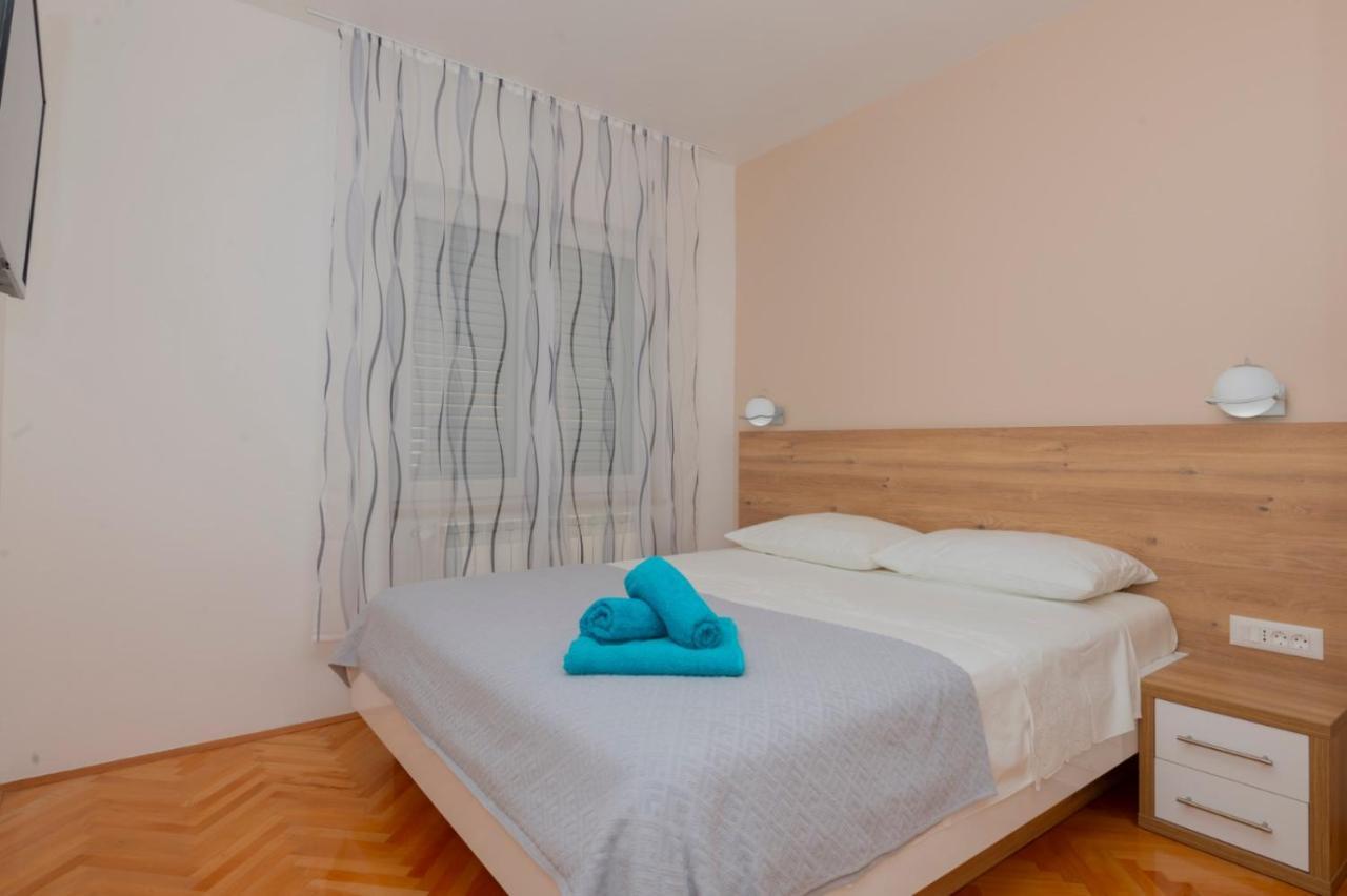Apartments Radeljic Podstrana Esterno foto