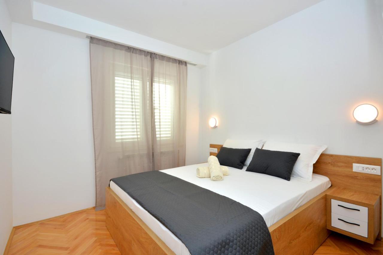 Apartments Radeljic Podstrana Esterno foto