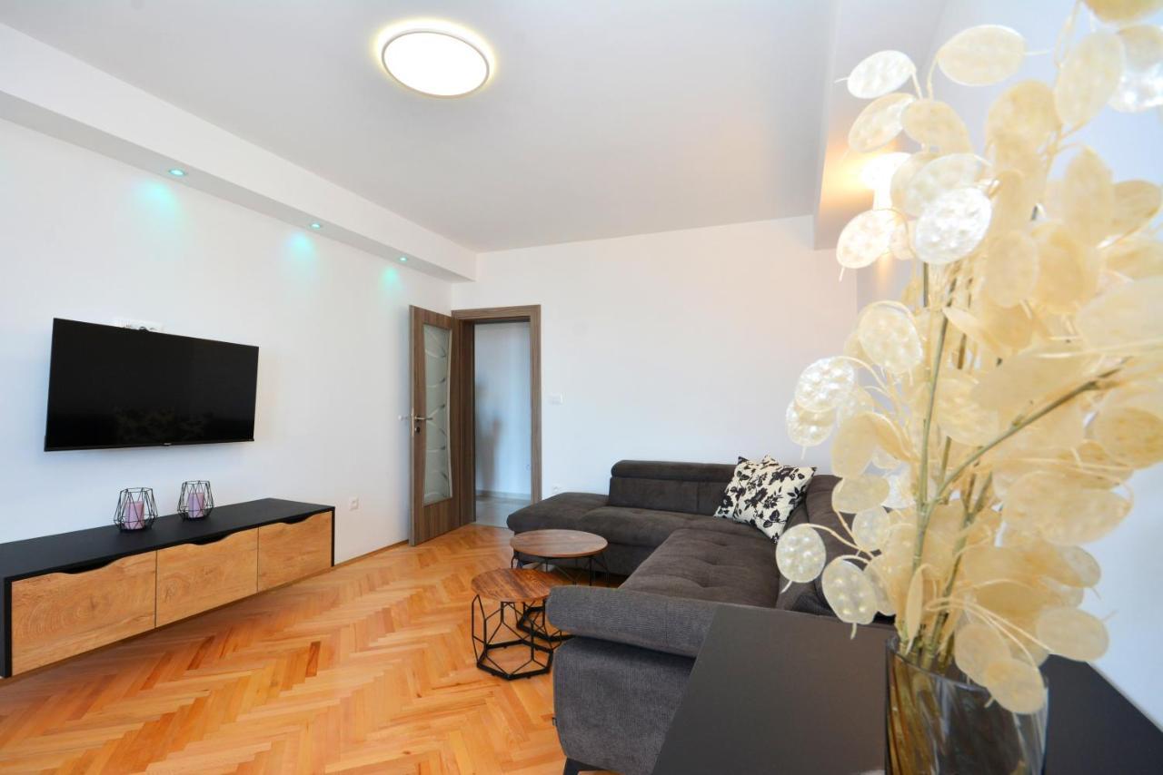 Apartments Radeljic Podstrana Esterno foto