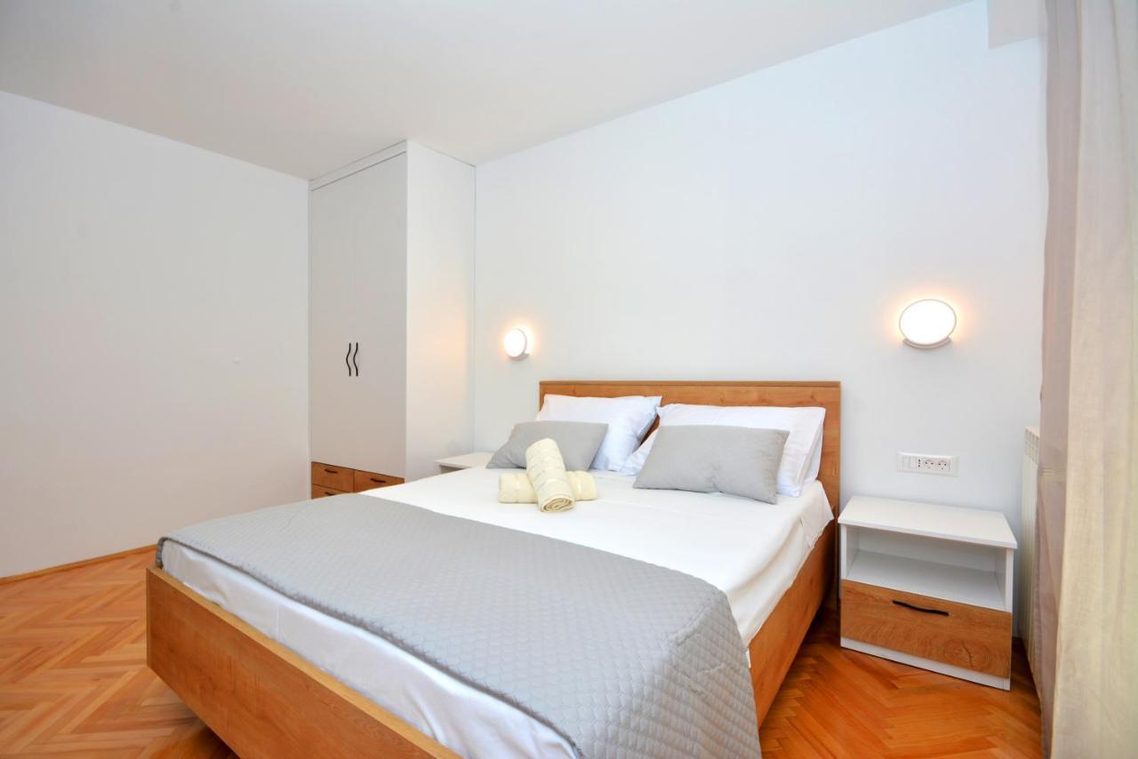 Apartments Radeljic Podstrana Esterno foto