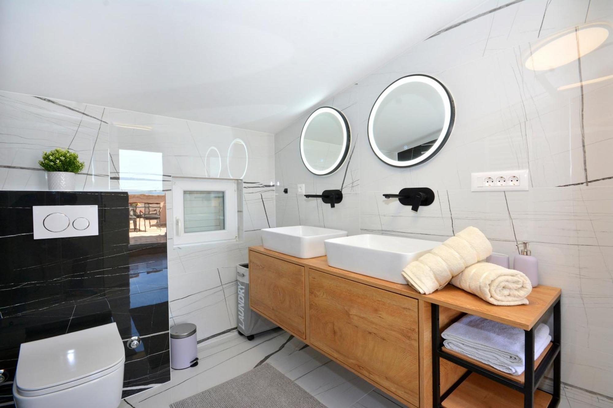 Apartments Radeljic Podstrana Esterno foto