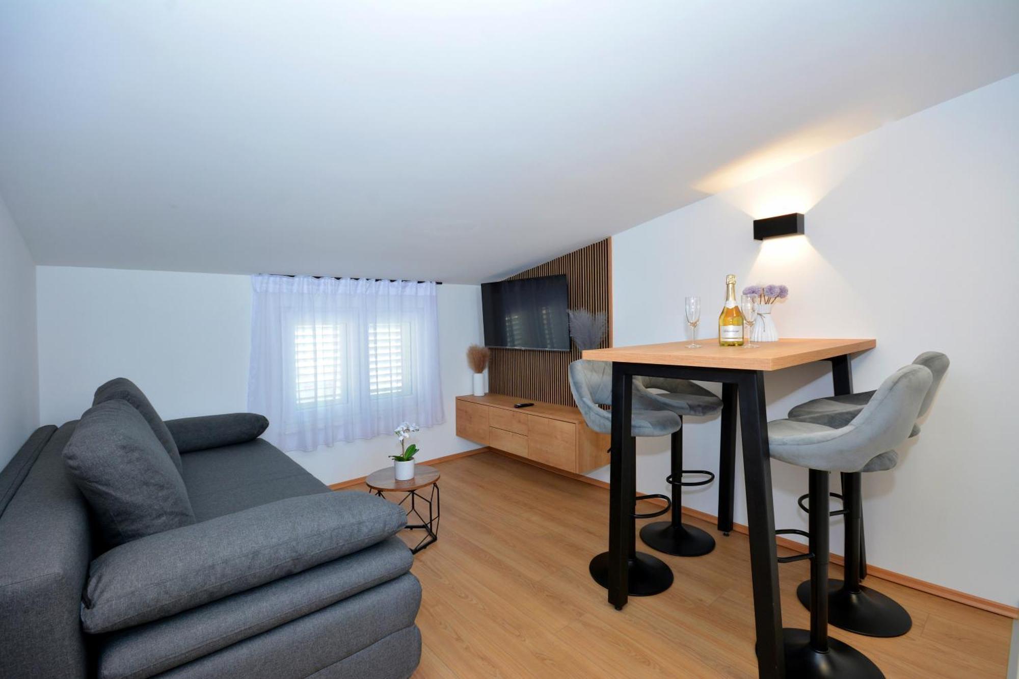Apartments Radeljic Podstrana Esterno foto
